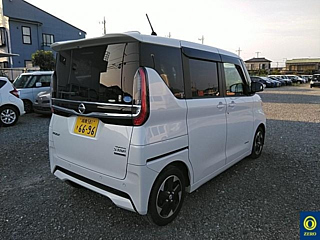 NISSAN ROOX 2021