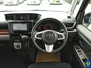 TOYOTA TANK 2019