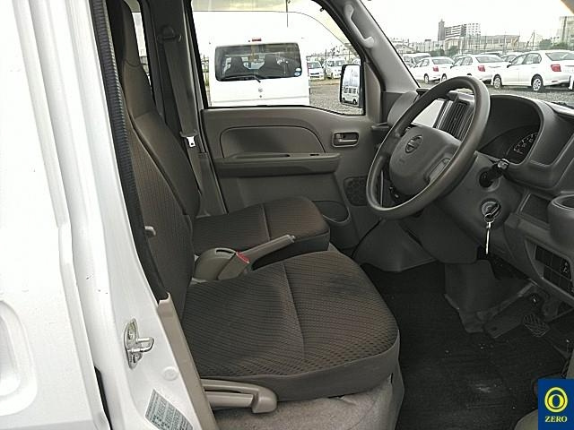 NISSAN CLIPPER VAN 2019