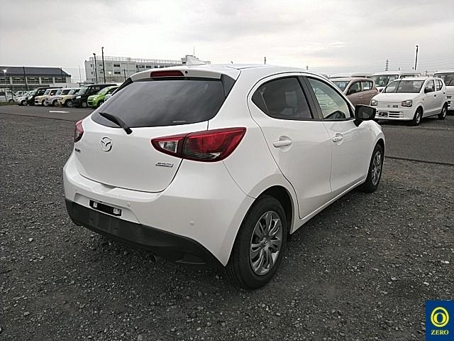 MAZDA DEMIO 2019