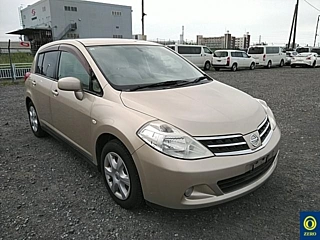 NISSAN TIIDA 2008