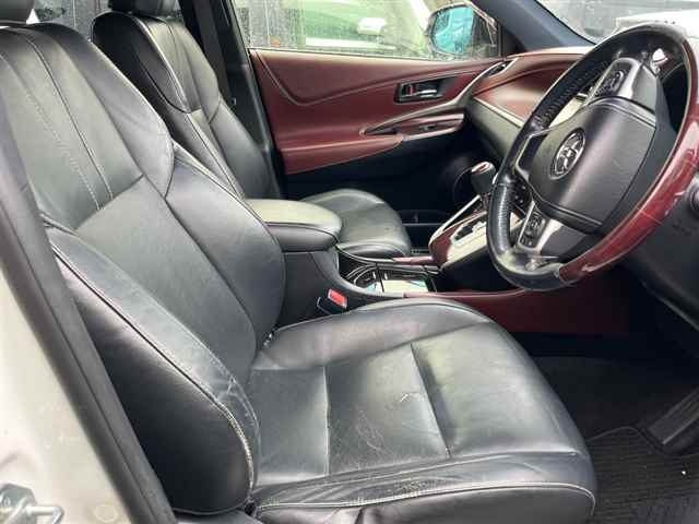 TOYOTA HARRIER 2014