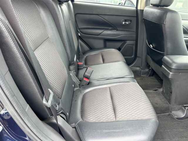 MITSUBISHI OUTLANDER PHEV 2014