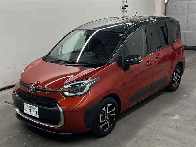 TOYOTA SIENTA 2024