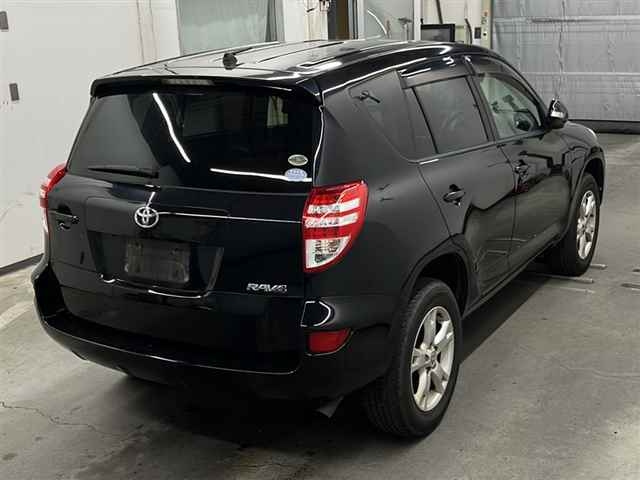 TOYOTA RAV4 2011