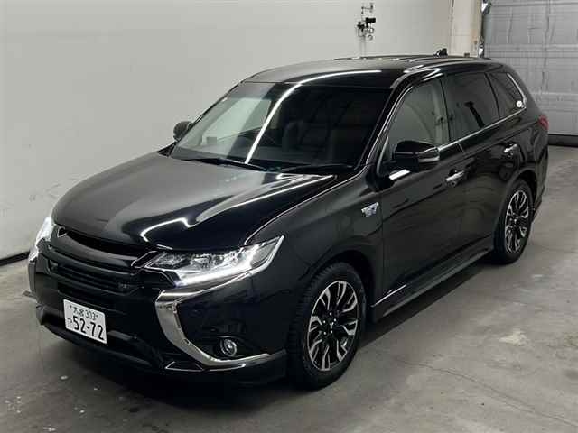 MITSUBISHI OUTLANDER PHEV 2015