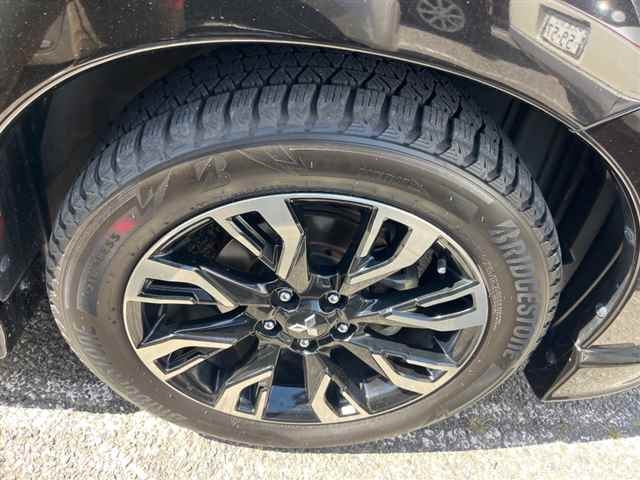 MITSUBISHI OUTLANDER PHEV 2015