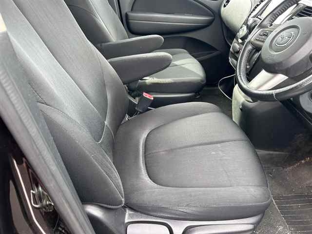 MAZDA BIANTE 2015