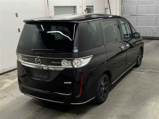 MAZDA BIANTE 2015