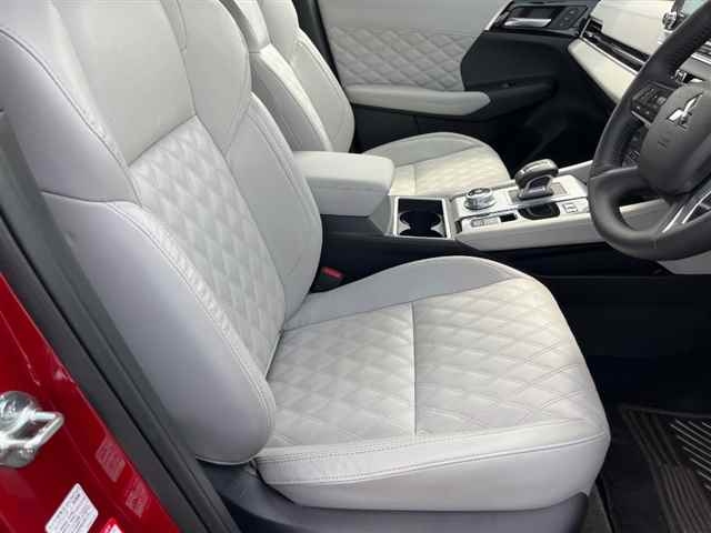 MITSUBISHI OUTLANDER PHEV 2021