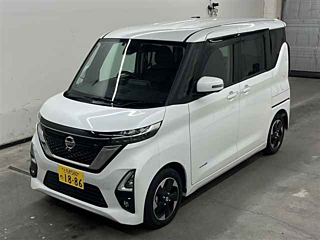 NISSAN ROOX 2023