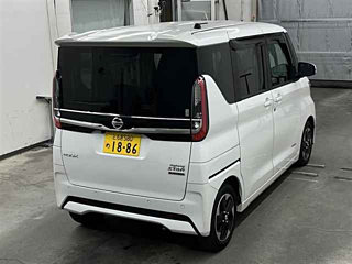 NISSAN ROOX 2023