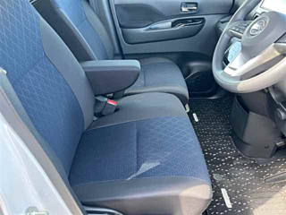 NISSAN ROOX 2023