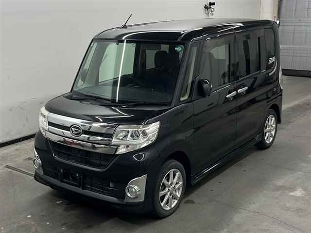 DAIHATSU TANTO 2015