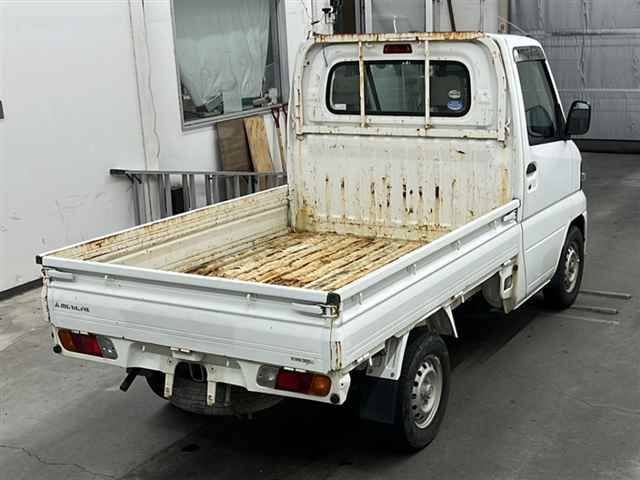 MITSUBISHI MINICAB TRUCK 2011