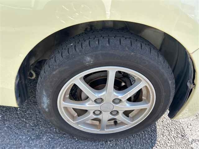 DAIHATSU MIRA E S 2013