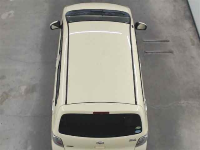 DAIHATSU MIRA E S 2013