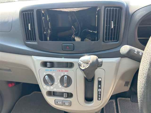 DAIHATSU MIRA E S 2013