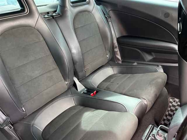 VOLKSWAGEN SCIROCCO 2012