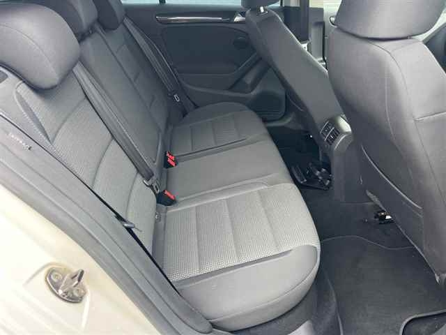 VOLKSWAGEN GOLF 2012