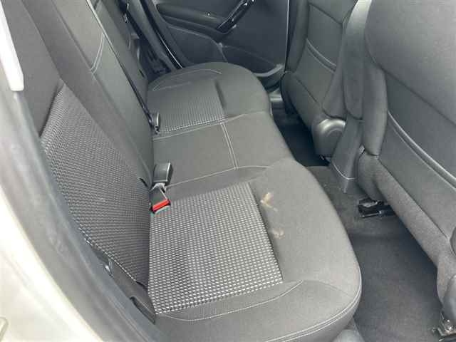 PEUGEOT 208 2016