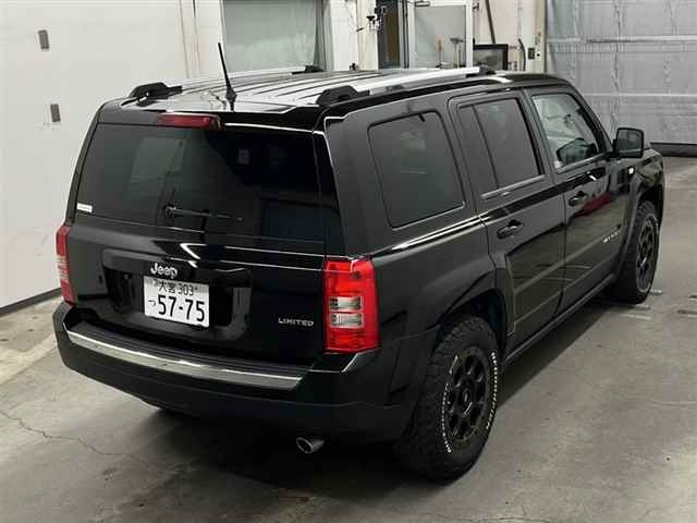 CHRYSLER JEEP PATRIOT 2012