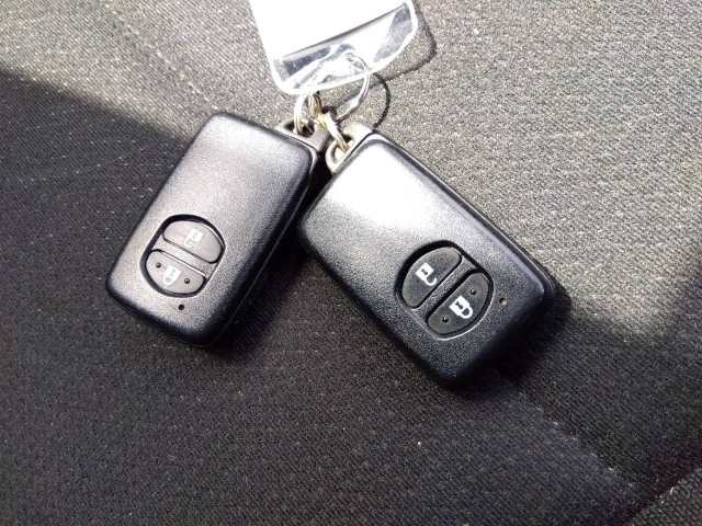 TOYOTA COROLLA AXIO 2020