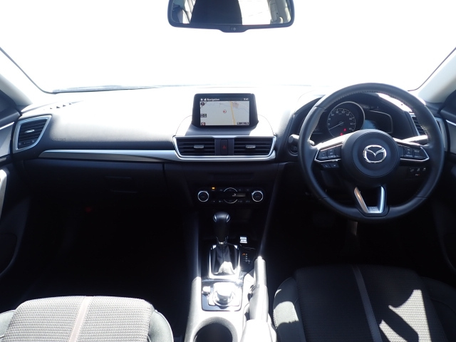 MAZDA AXELA 2018