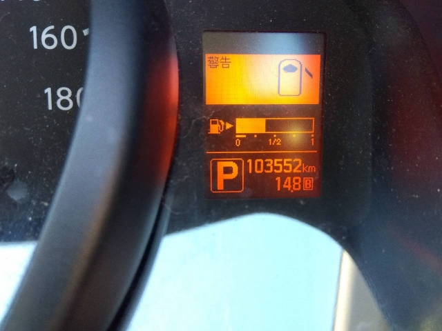NISSAN NV200 2019