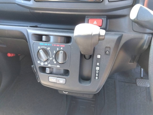 DAIHATSU MIRA E S 2020