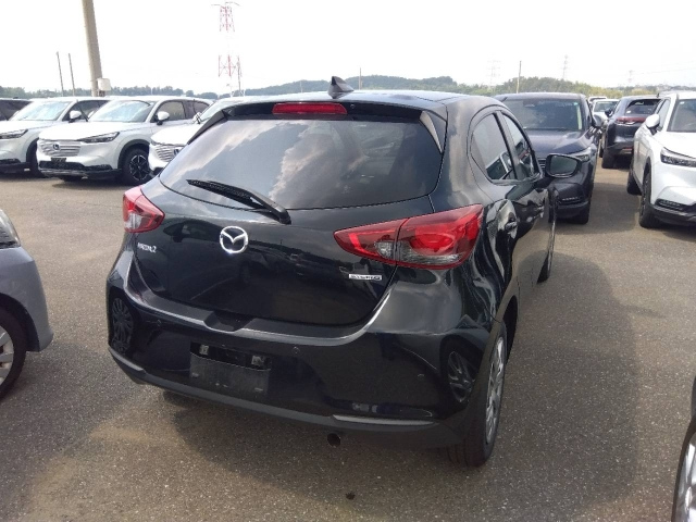 MAZDA MAZDA2 2020