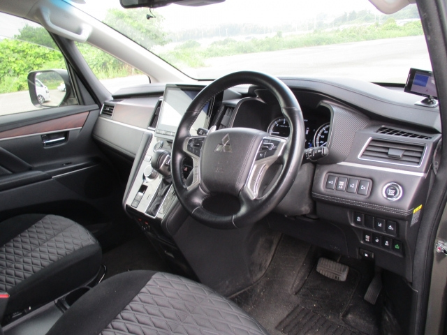 MITSUBISHI DELICA D5 2021