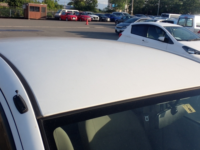 DAIHATSU MIRA E S 2012