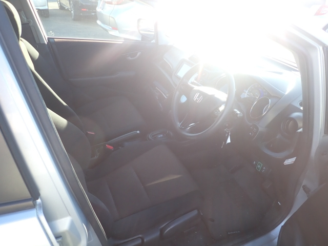 HONDA FIT SHUTTLE 2014