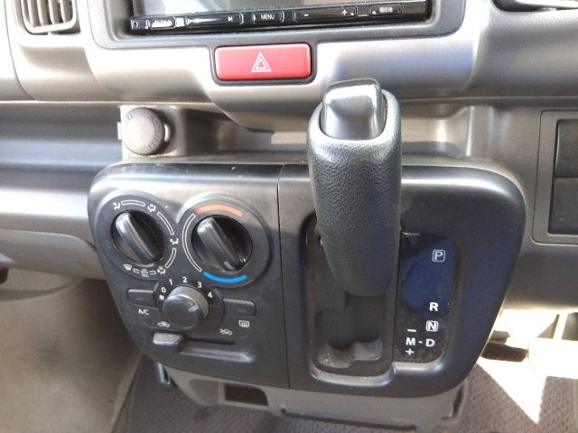 NISSAN CLIPPER VAN 2016