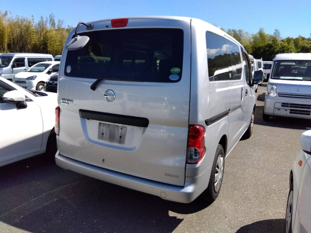 NISSAN NV200 2014
