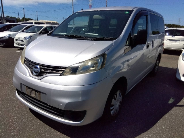 NISSAN NV200 2014