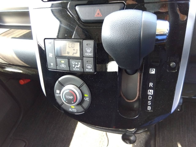 DAIHATSU TANTO 2017
