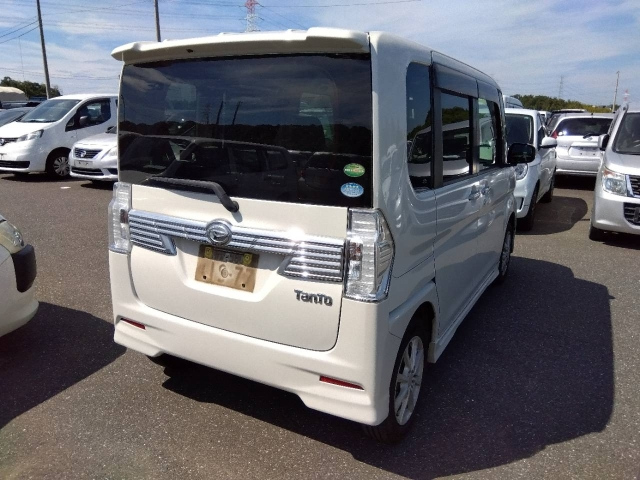 DAIHATSU TANTO 2017