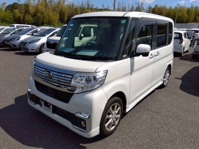 DAIHATSU TANTO 2017