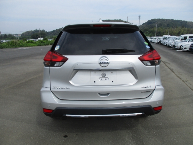 NISSAN X-TRAIL 2020
