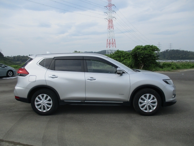 NISSAN X-TRAIL 2020