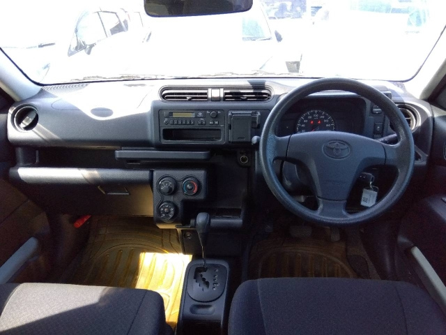 TOYOTA SUCCEED 2015