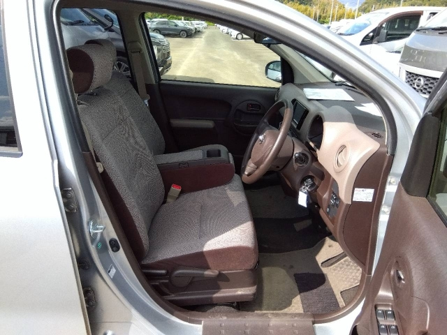 DAIHATSU BOON 2014