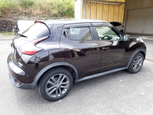 NISSAN JUKE 2015