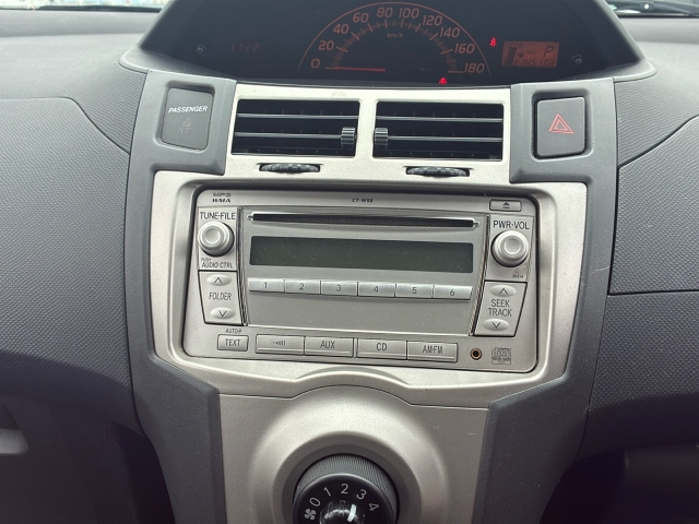 TOYOTA VITZ 2008