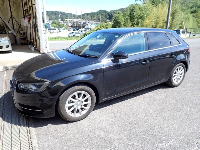 AUDI A3 2016
