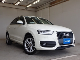 AUDI Q3 2012