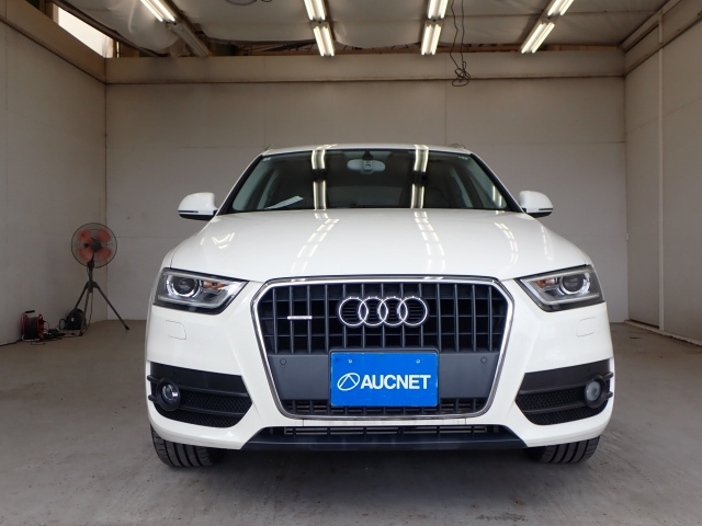 AUDI Q3 2012