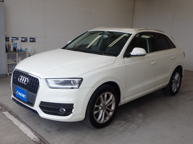 AUDI Q3 2012
